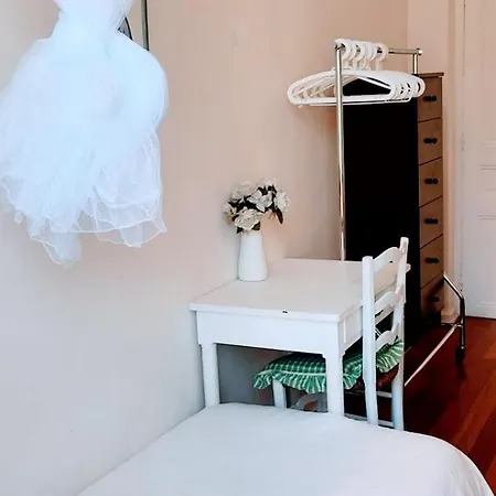 Chez L'habitant, Calme, 10 Mins De La Plage, Douche Et Wc Privatifs نيس