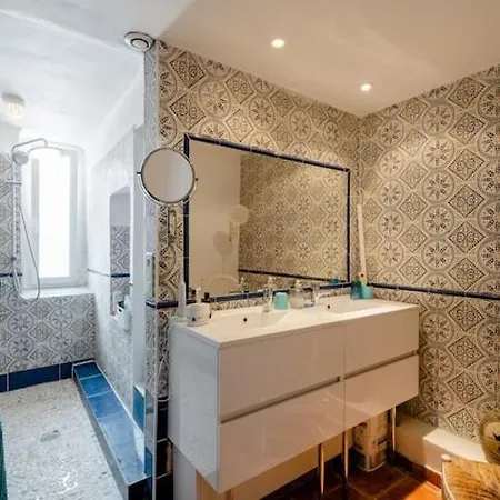 Chez L'habitant, Calme, 10 Mins De La Plage, Douche Et Wc Privatifs *
